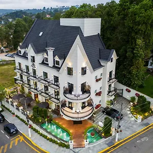 Hotel D'biagy Premium Campos do Jordão
